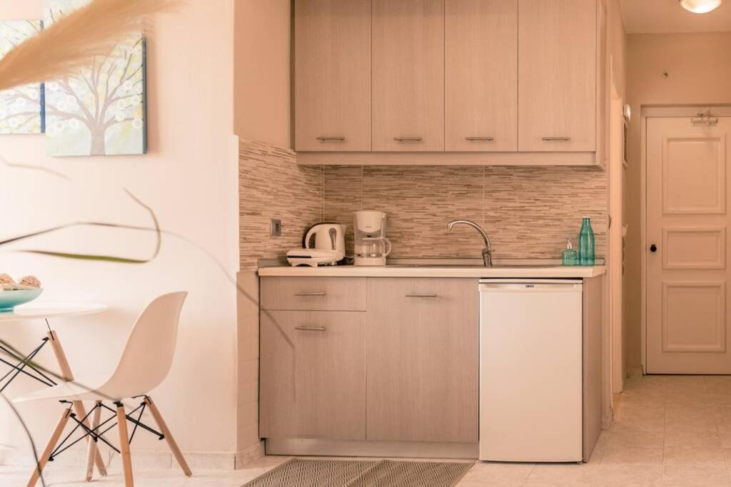 Remvi Deluxe Apartment 104 With Sea View Kárpathosz Kültér fotó