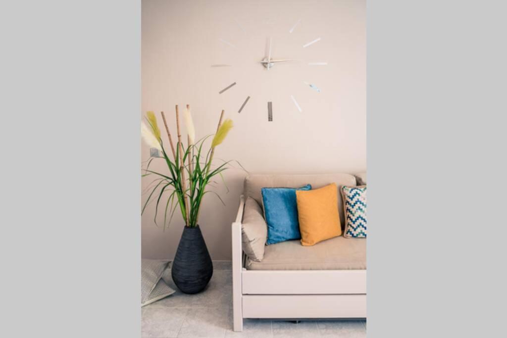 Remvi Deluxe Apartment 104 With Sea View Kárpathosz Kültér fotó